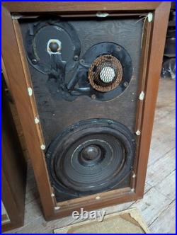 Acoustic Research AR-3a Stereo Speakers Untested Serials 31647/31650 Shipping