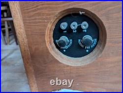 Acoustic Research AR-3a Stereo Speakers Untested Serials 31647/31650 Shipping