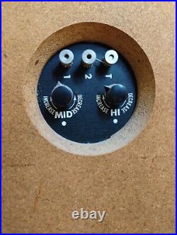 Acoustic Research AR-3a Vintage Speakers, oiled walnut finish, good condition
