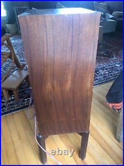 Acoustic Research AR 3a vintage speakers, Walnut Cases with stands