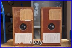 Acoustic Research AR-4X Book Shelf Speakers Acoustic Research AR-4X Book Shelf Speakers