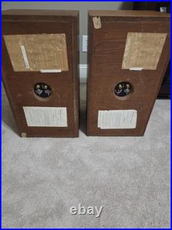 Acoustic Research AR-5 Vintage Speakers, Rare, Fully Functional, Great Shape