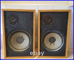 Acoustic Research AR 7 Speakers