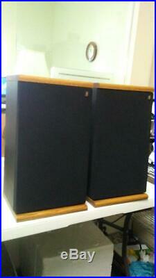 Acoustic Research AR 8BX 8 Inch Woofers Vintage Speakers