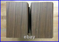 Acoustic Research AR-8B speaker pair -tested/working. Read full description
