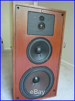 Acoustic Research AR 98 LSI speakers