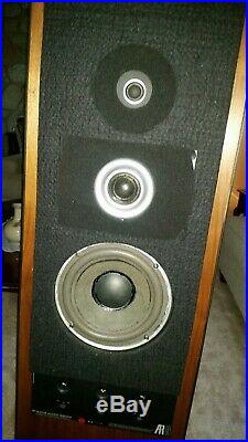 Acoustic Research AR 9 Speakers