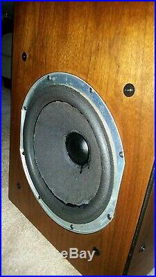 Acoustic Research AR 9 Speakers