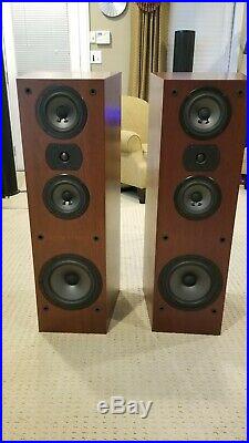 Acoustic Research AR Classic Model 18 Speakers