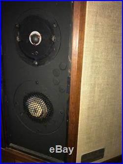 Acoustic Research AR LST2 Speakers Beautiful Cabinets & Grills Sweet Sound