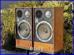 Acoustic Research Ar-11 Vintage Speakers Refoamed