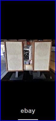 Acoustic Research Ar-2ax 1 Pair Vintage Speakers Working Condition Stand