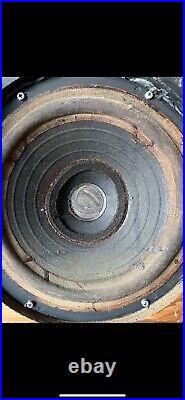Acoustic Research Ar-2ax 1 Pair Vintage Speakers Working Condition Stand