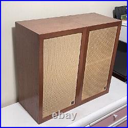 Acoustic Research Ar-3 Speakers