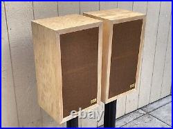 Acoustic Research Ar-3a Speakers