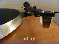 Acoustic Research ES-1 turntable