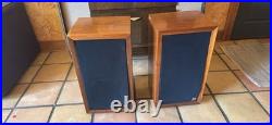 Acoustic Research Model AR-1W Speakers Pair