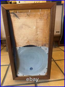 Acoustic Research Model AR-1W Speakers Pair
