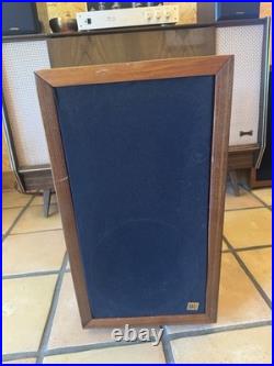 Acoustic Research Model AR-1W Speakers Pair