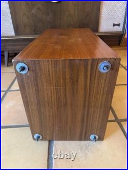 Acoustic Research Model AR-1W Speakers Pair