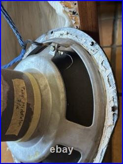 Acoustic Research Model AR-1W Speakers Pair
