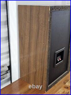 Acoustic Research Model AR-8BX Vintage Bookshelf Stereo AR Speakers Pair Read
