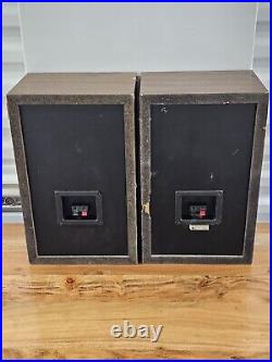 Acoustic Research Model AR-8BX Vintage Bookshelf Stereo AR Speakers Pair Read