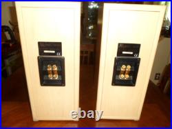 Acoustic Research Speakers AR 308 HO