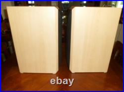 Acoustic Research Speakers AR 308 HO