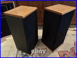 Acoustic Research TSW510 Floorstanding Speakers Pair Black with Wood