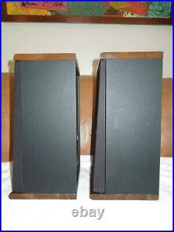 Acoustic Research / Teledyne TSW 210 Speakers