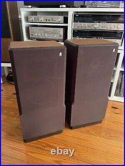 Acoustic research speakers AR 93 S