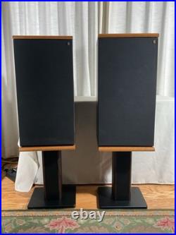 Acoustic research speakers TSW 410