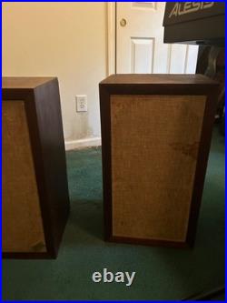 Acoustic research speakers ar3