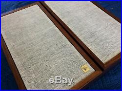 Ar4x Acoustic Research Speakers Collectible Plywood Model Beautiful