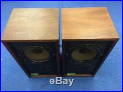 Ar4x Acoustic Research Speakers Offered With Black Or Original Grills