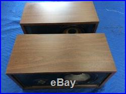 Ar4xa Acoustic Research Speakers One Owner Beautiful Cloth Surround Woofer