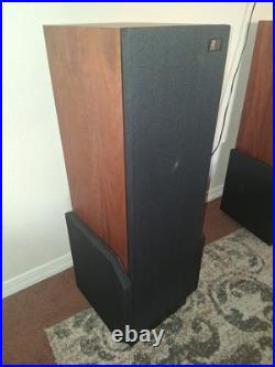Ar90 Speakers (Pair)? Near Mint Condition? Rare