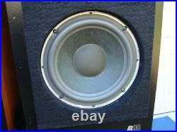 Awesome Acoustic Research AR-90 4-way, 5 Diver Tower Speakers Reconditioned