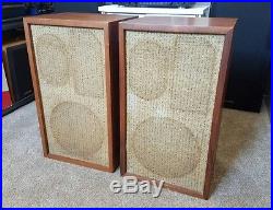 BEAUTIFUL VINTAGE PAIR AR 2a ACOUSTIC RESEARCH SPEAKERS AR-2A