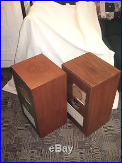 BEAUTIFUL VINTAGE PAIR AR 2a ACOUSTIC RESEARCH SPEAKERS AR-2A SOUND AMAZING!'62
