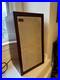 Beautiful Vintage Acoustic Research AR-3a speakers Hi-Fi at its finest