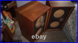 Dlk empty speaker cabinets/natural wood/model 1.5-no speakers. Ex cond