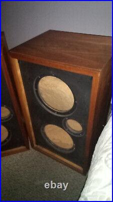 Dlk empty speaker cabinets/natural wood/model 1.5-no speakers. Ex cond