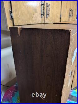 Early Oiled Walnut Acoustic Research AR 2ax speakers Pair Nice