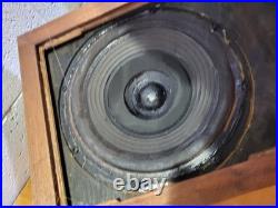 Historic Acoustic Research AR-3 Speakers. See Photos Historic Acoustic Research AR-3 Speakers. See Photos