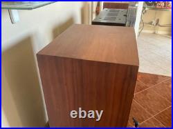 Historic Acoustic Research AR-3 Speakers Totally original