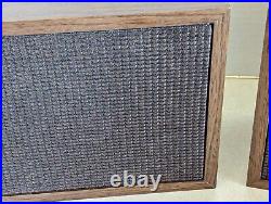 KLH Model Fifty Vintage Rare Frequency Contouring Acoustic Suspension Speakers KLH Model Fifty Vintage Rare Frequency Contouring Acoustic Suspension Speakers