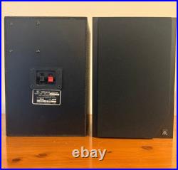 Kenwood KA-32B Amplifier and AR-208V Speakers Kenwood KA-32B Amplifier and AR-208V Speakers