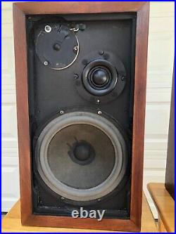 Pair Acoustic Research AR3a Speakers, Solid cabinets with minor dings